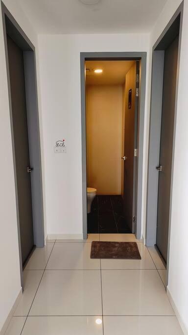 Infinity Pool 2Br Suite 7Pax @Beacon @Georgetown Екстер'єр фото